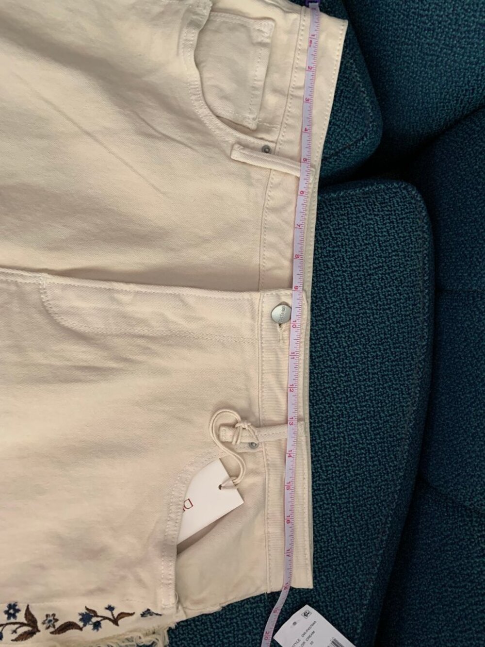 NWT Driftwood by Free People (Frankie) Cream colored embroidered jeans, size 33 - Picture 7 of 7